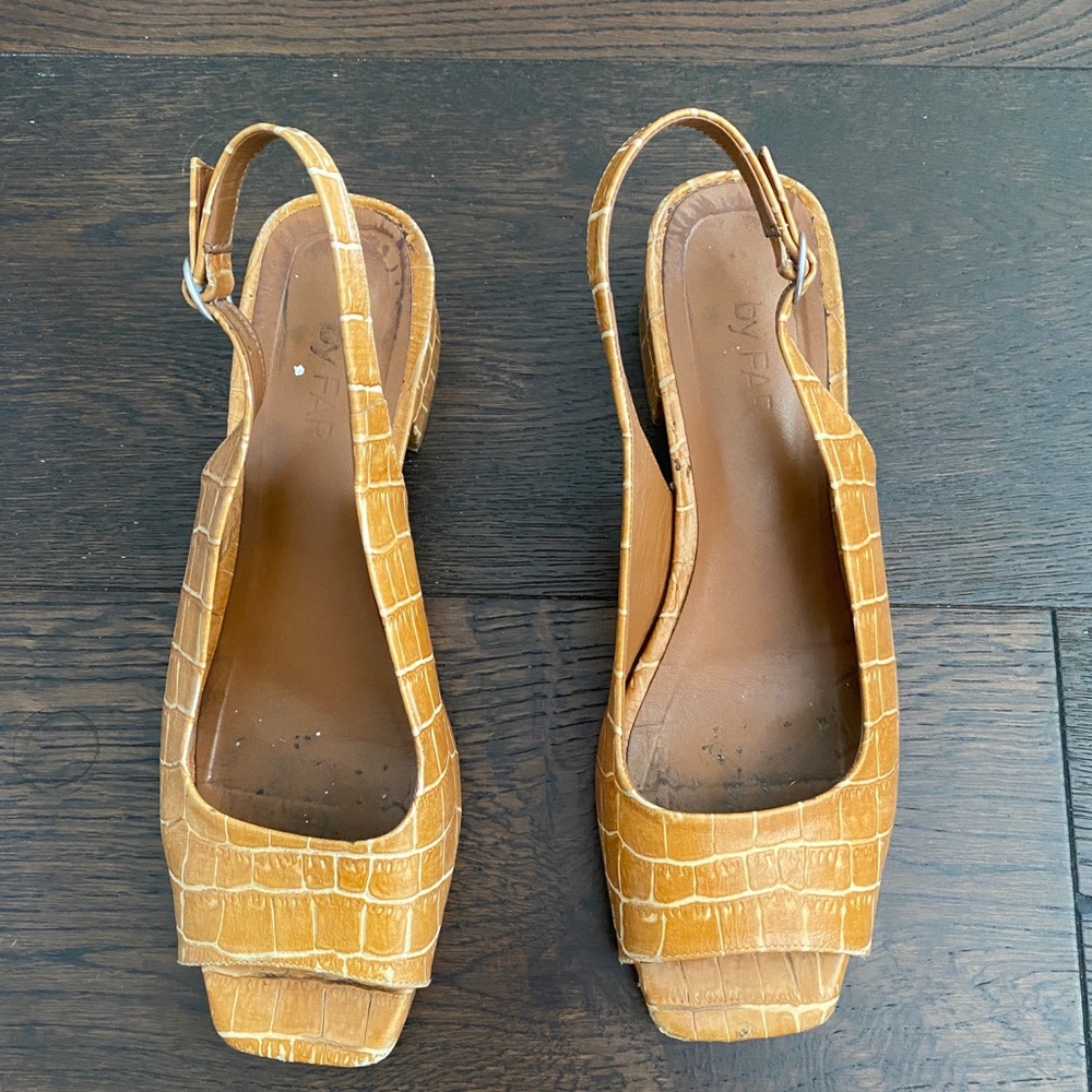 By far square toe heels